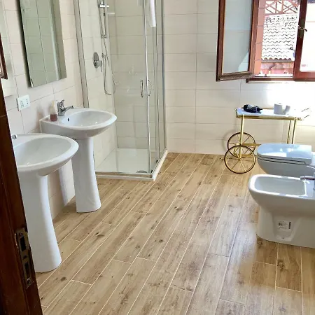 Martina's Guest house 3*